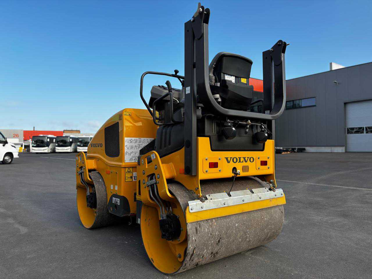 Volvo DD25B - Máy lăn đường: hình 4 Volvo DD25B - Máy lăn đường: hình 4