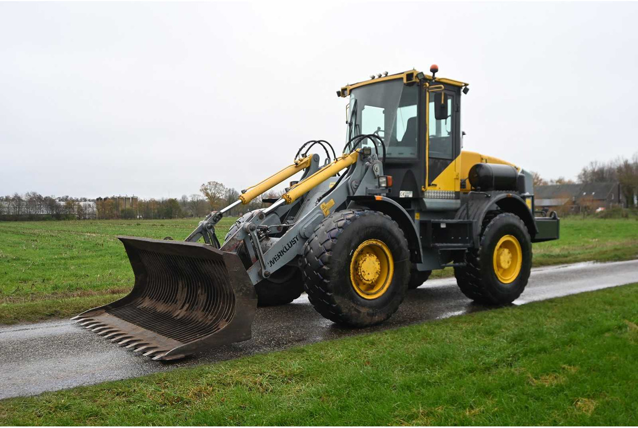 WERKLUST - 2001 - WG18D - SHOVEL - Máy xúc lật bánh lốp: hình 2 WERKLUST - 2001 - WG18D - SHOVEL - Máy xúc lật bánh lốp: hình 2