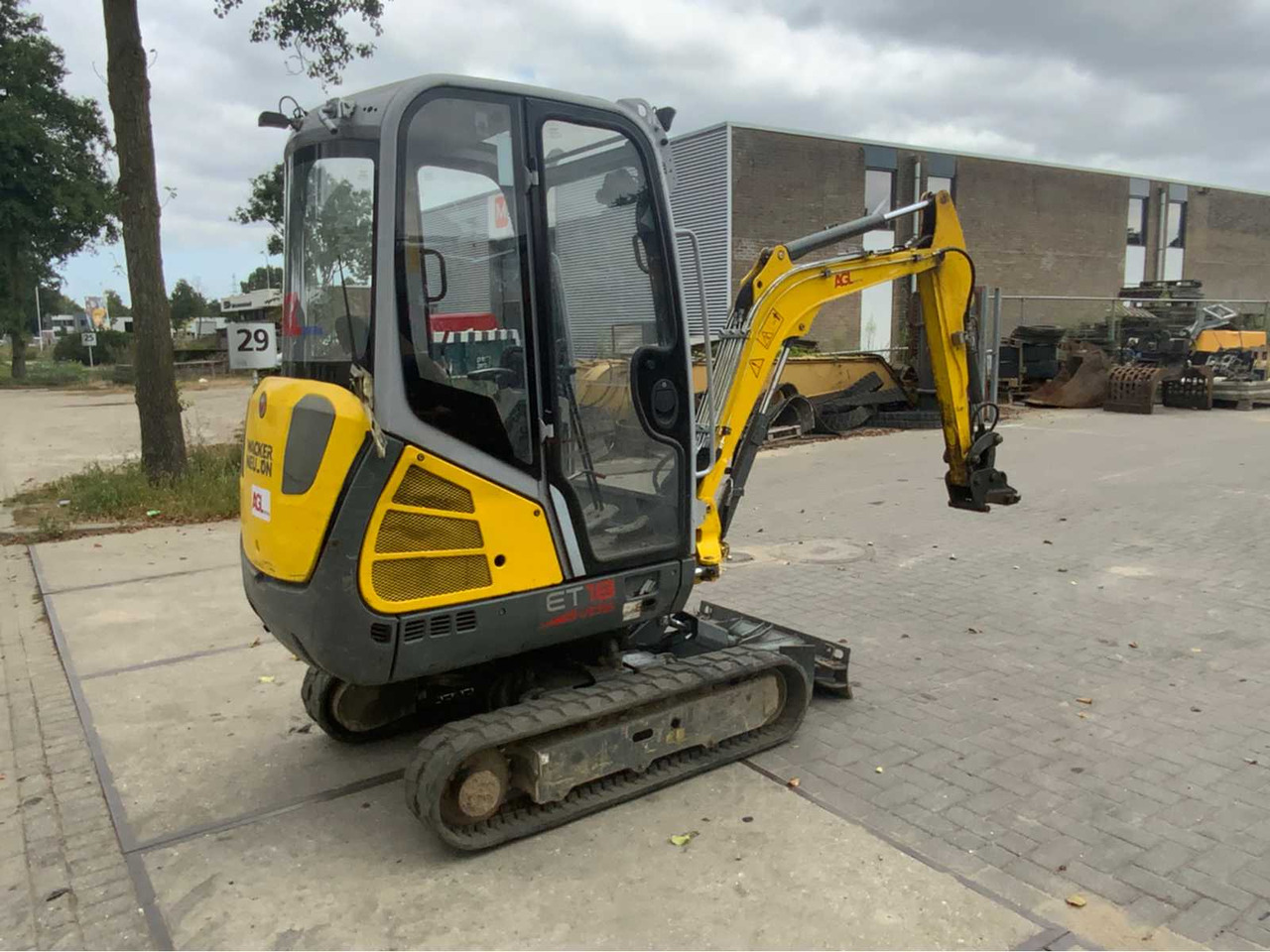 Wacker Neuson ET18 - Máy xúc mini: hình 5 Wacker Neuson ET18 - Máy xúc mini: hình 5