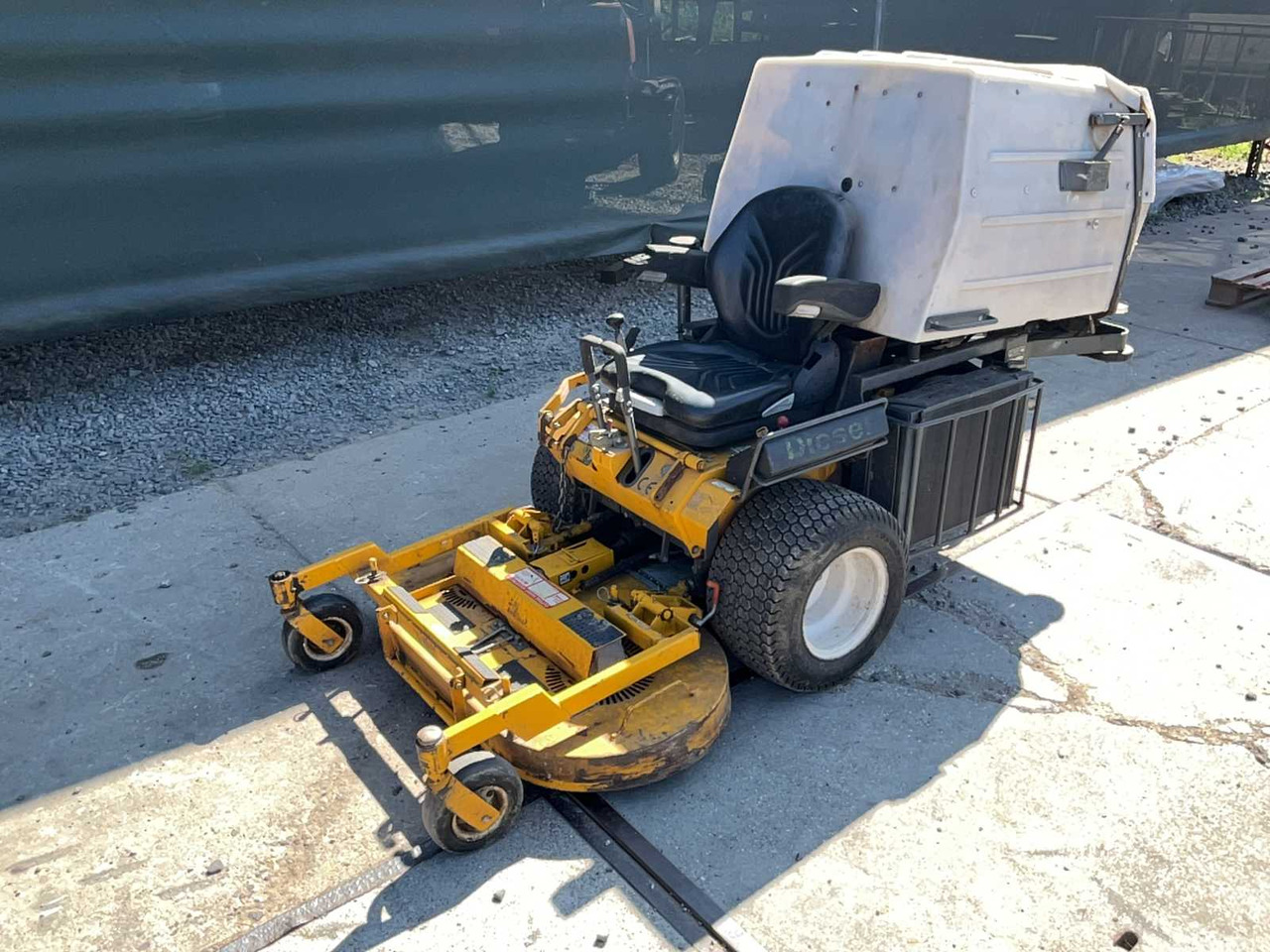 Walker MDDGHS - Máy cắt cỏ vườn: hình 1 Walker MDDGHS - Máy cắt cỏ vườn: hình 1