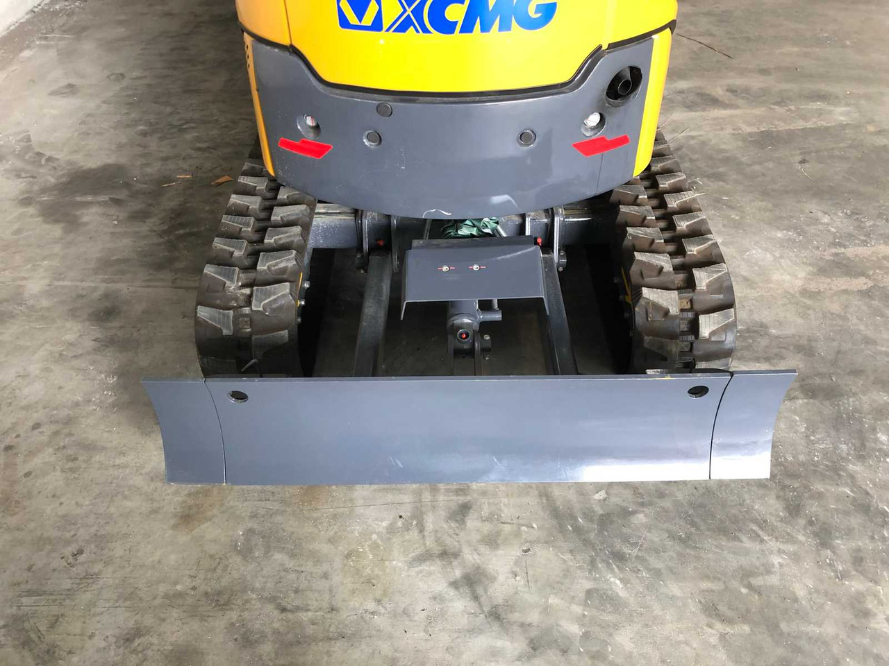 XCMG XE18E - Máy xúc bánh xích: hình 5 XCMG XE18E - Máy xúc bánh xích: hình 5