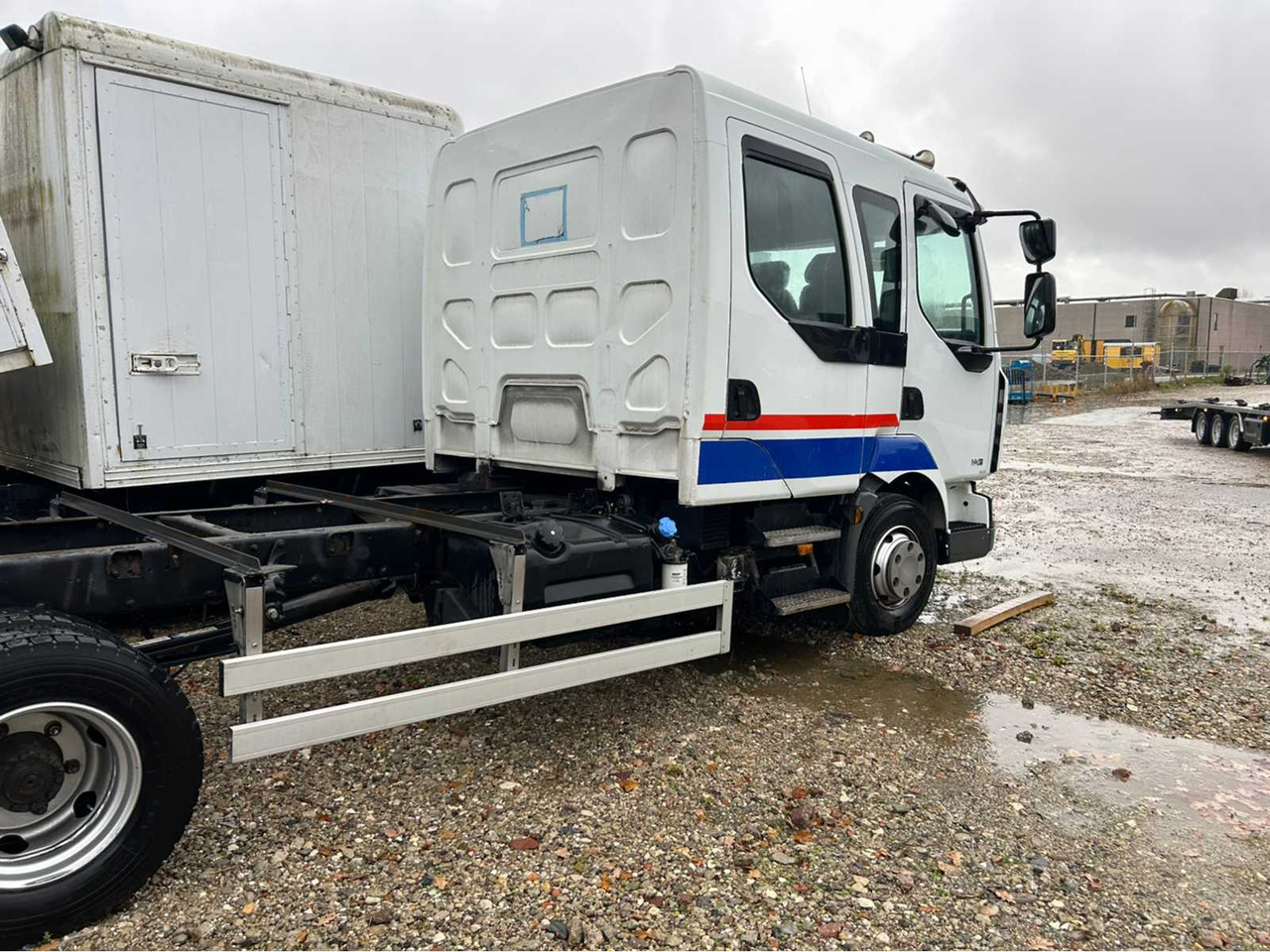 2007 RENAULT MIDLUM 190-08 EL TRUCK - Xe tải: hình 5 2007 RENAULT MIDLUM 190-08 EL TRUCK - Xe tải: hình 5