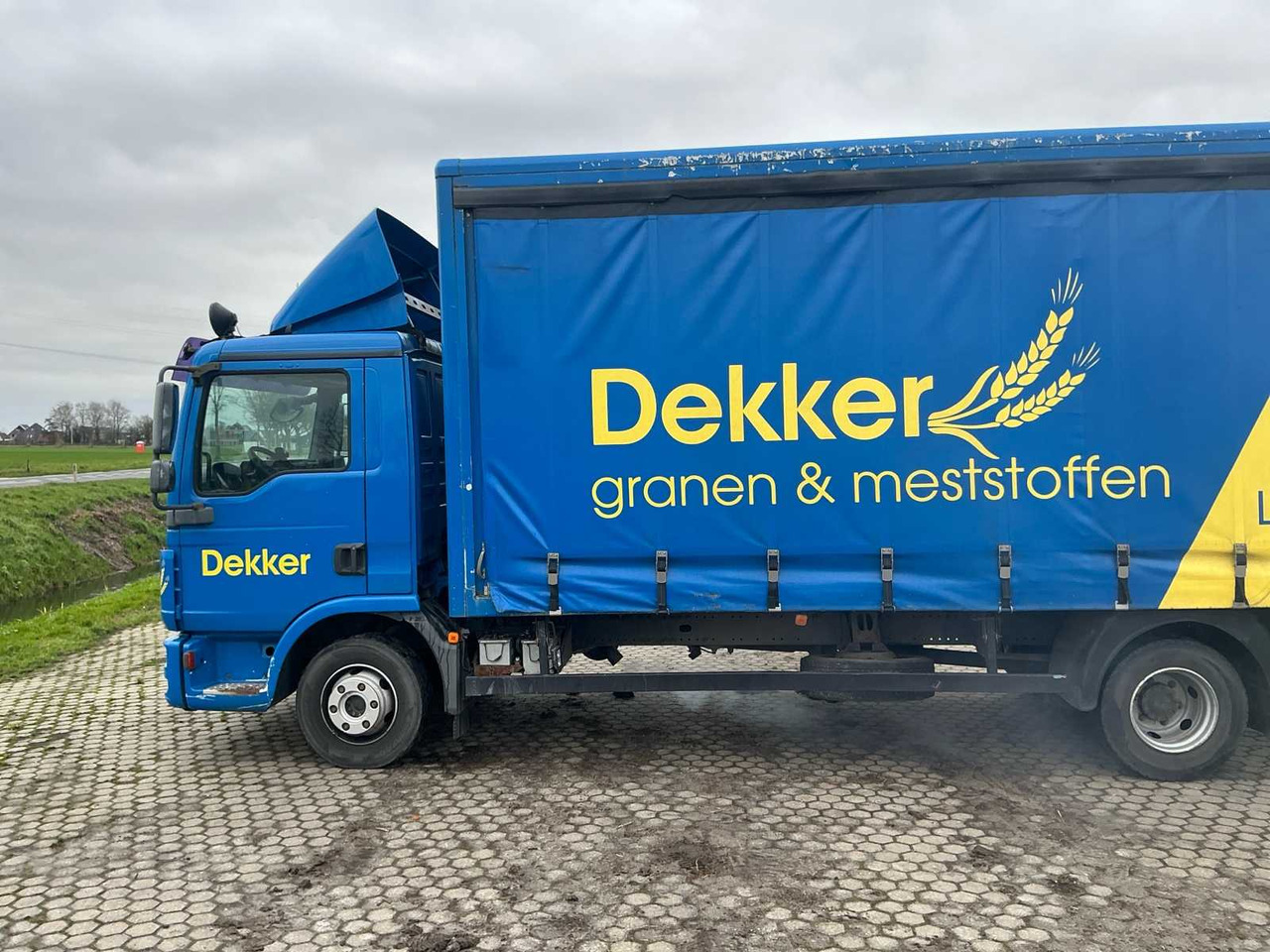 2010 MAN TGL 12.180 4X2 BL EEV TRUCK - Xe tải: hình 2 2010 MAN TGL 12.180 4X2 BL EEV TRUCK - Xe tải: hình 2