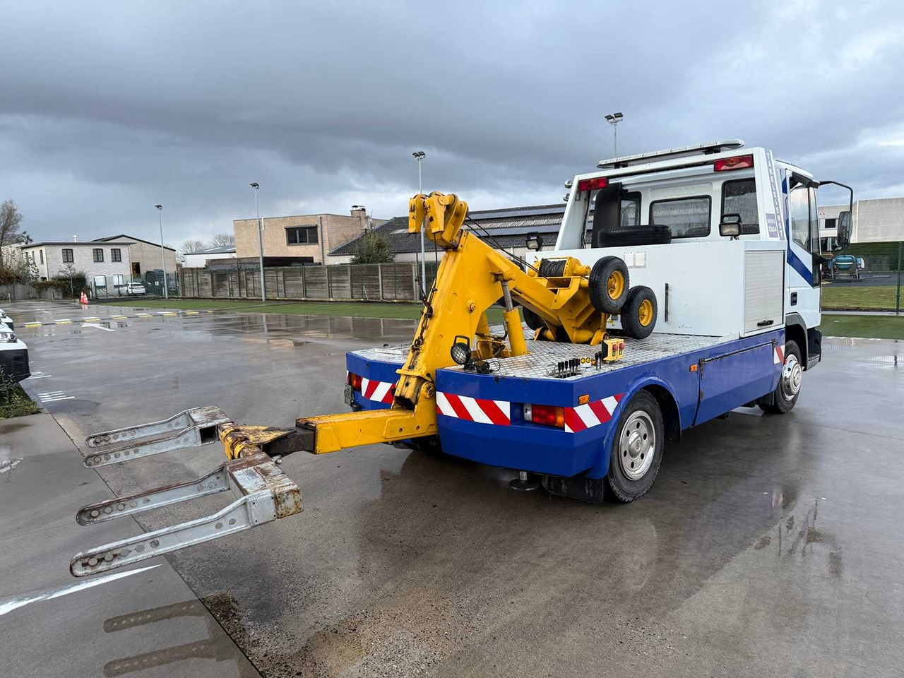 IVECO - 2000 - 80E 15/75 - TRUCK - Xe tải: hình 5 IVECO - 2000 - 80E 15/75 - TRUCK - Xe tải: hình 5