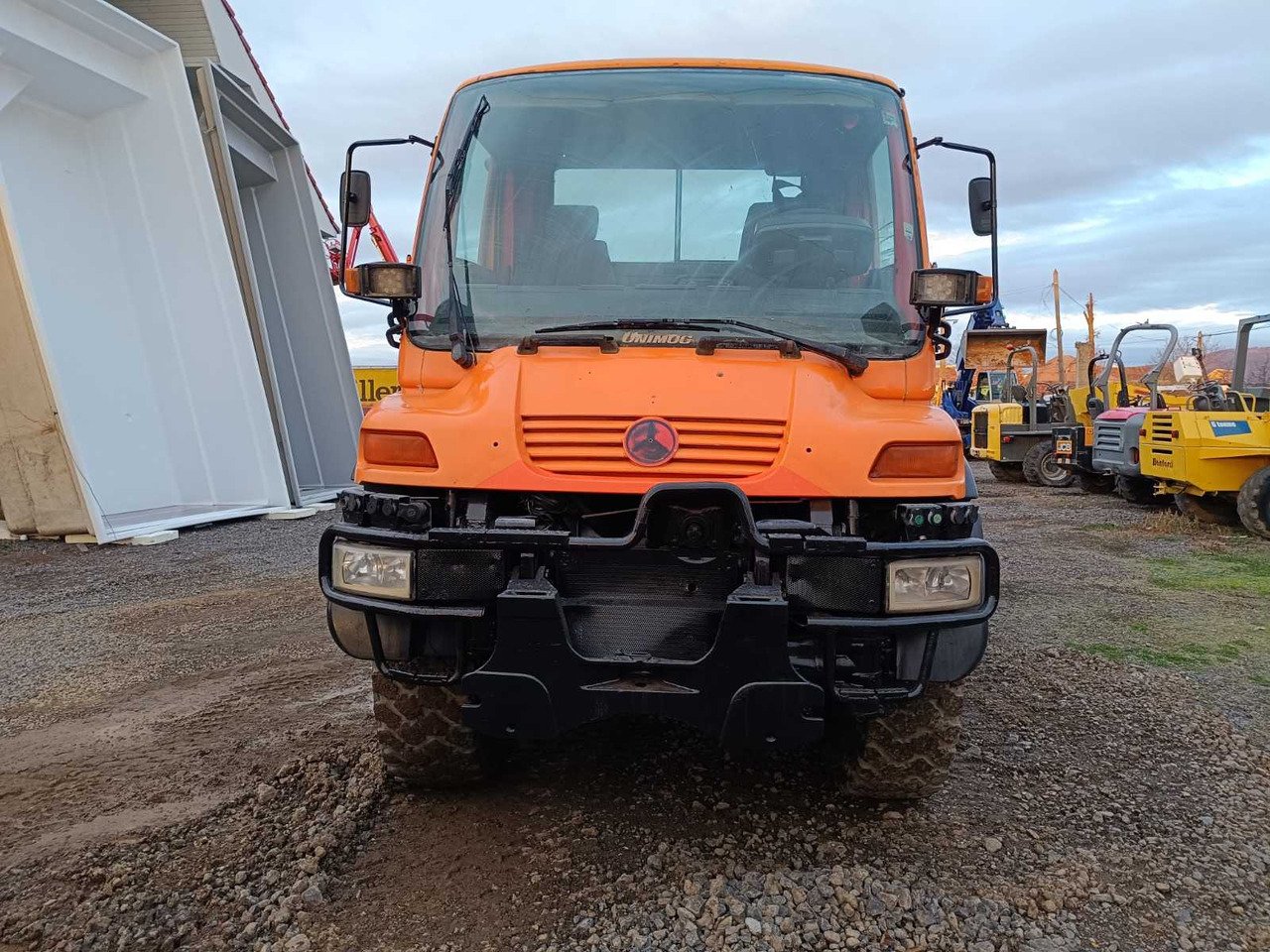 UNIMOG - U 400 - TRUCK - 2001 - Xe tải: hình 3 UNIMOG - U 400 - TRUCK - 2001 - Xe tải: hình 3