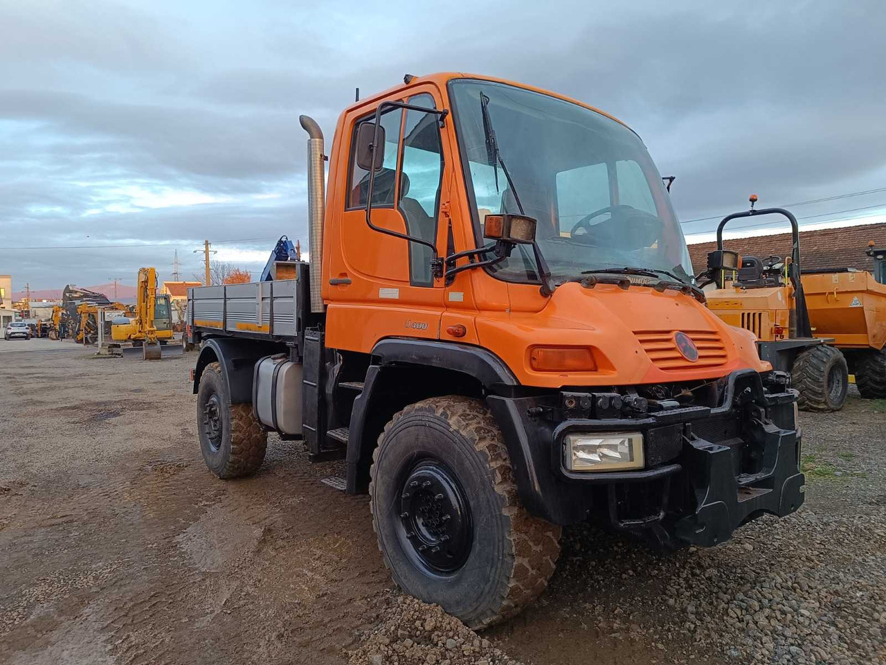 UNIMOG - U 400 - TRUCK - 2001 - Xe tải: hình 4 UNIMOG - U 400 - TRUCK - 2001 - Xe tải: hình 4