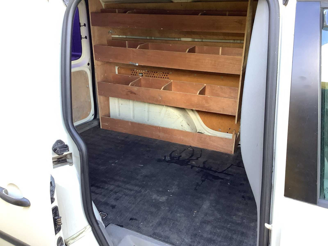 2004 - VOLKSWAGEN - CADDY - 2.0 SDI - COMMERCIAL VEHICLE - Xe tải nhỏ: hình 5 2004 - VOLKSWAGEN - CADDY - 2.0 SDI - COMMERCIAL VEHICLE - Xe tải nhỏ: hình 5