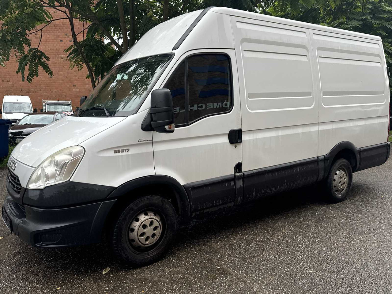 2012 IVECO DAILY 35S17 3.0D - Xe tải nhỏ: hình 2 2012 IVECO DAILY 35S17 3.0D - Xe tải nhỏ: hình 2