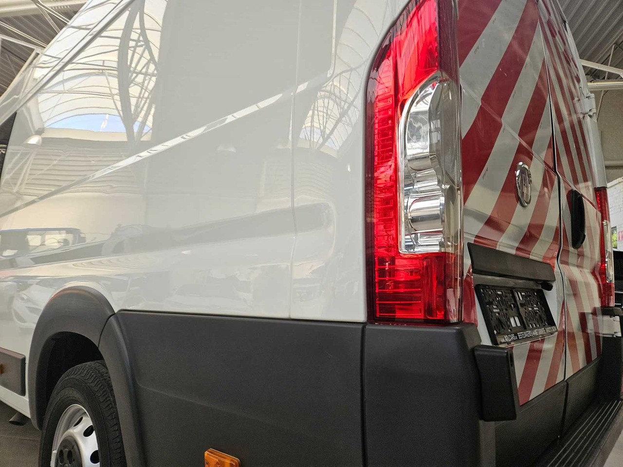 2013 FIAT DUCATO - DOUBLE CAB !! 52,000KM!! - Xe tải nhỏ: hình 5 2013 FIAT DUCATO - DOUBLE CAB !! 52,000KM!! - Xe tải nhỏ: hình 5