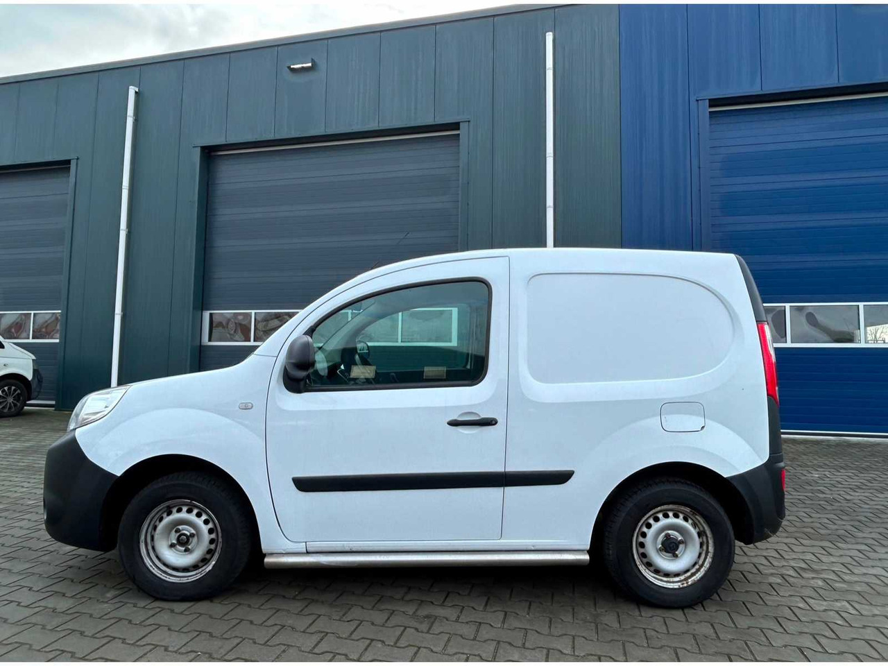 2014 RENAULT KANGOO EXPRESS COMMERCIAL VEHICLE - Xe tải nhỏ: hình 2 2014 RENAULT KANGOO EXPRESS COMMERCIAL VEHICLE - Xe tải nhỏ: hình 2