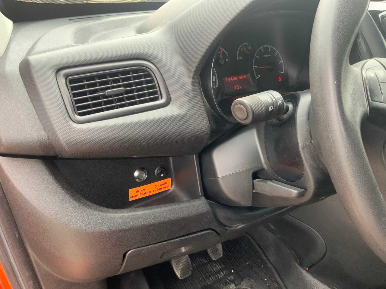 Xe tải nhỏ 2016 OPEL COMBO COMMERCIAL VEHICLE: hình 12