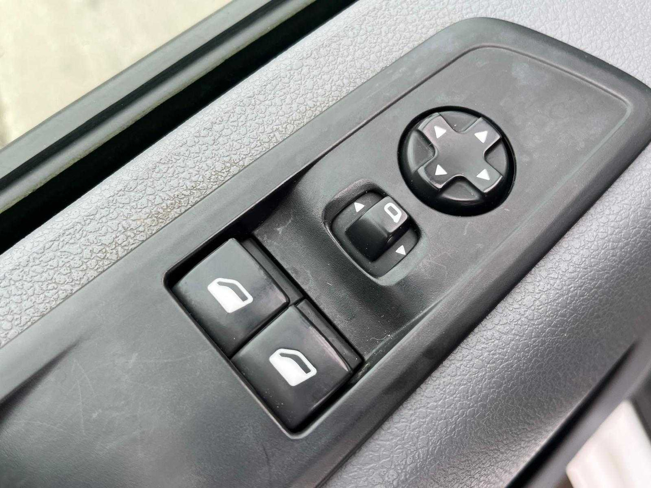 CITROËN JUMPY 2.0 BLUEHDI 145 M CLUB | VRN-08-B - Xe tải nhỏ: hình 5 CITROËN JUMPY 2.0 BLUEHDI 145 M CLUB | VRN-08-B - Xe tải nhỏ: hình 5