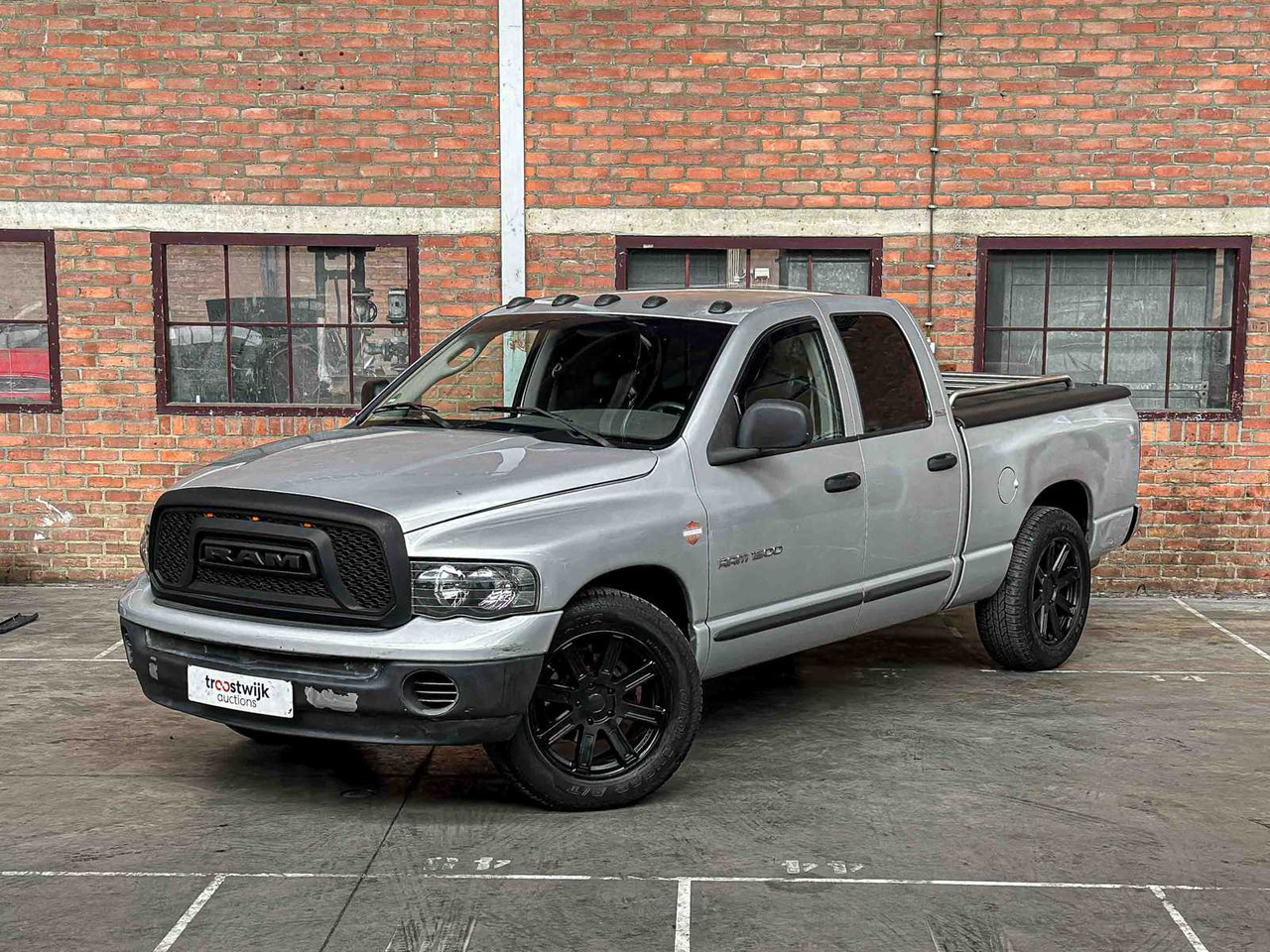 DODGE RAM 1500 4.7L V8 MAGNUM 243HP 2002, VSZ-46-Z - Xe tải nhỏ: hình 4 DODGE RAM 1500 4.7L V8 MAGNUM 243HP 2002, VSZ-46-Z - Xe tải nhỏ: hình 4