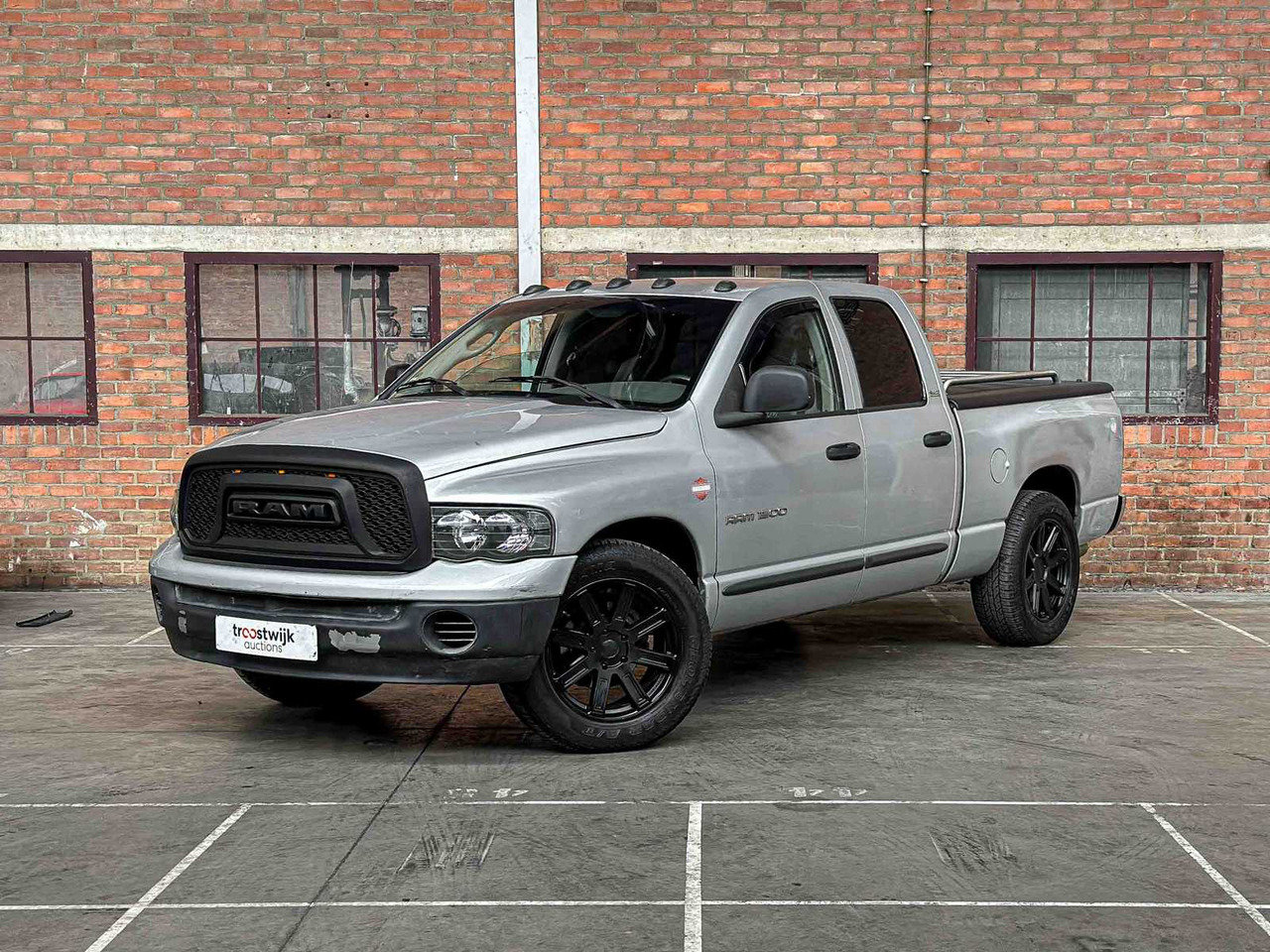 DODGE RAM 1500 4.7L V8 MAGNUM 243HP 2002, VSZ-46-Z - Xe tải nhỏ: hình 2 DODGE RAM 1500 4.7L V8 MAGNUM 243HP 2002, VSZ-46-Z - Xe tải nhỏ: hình 2