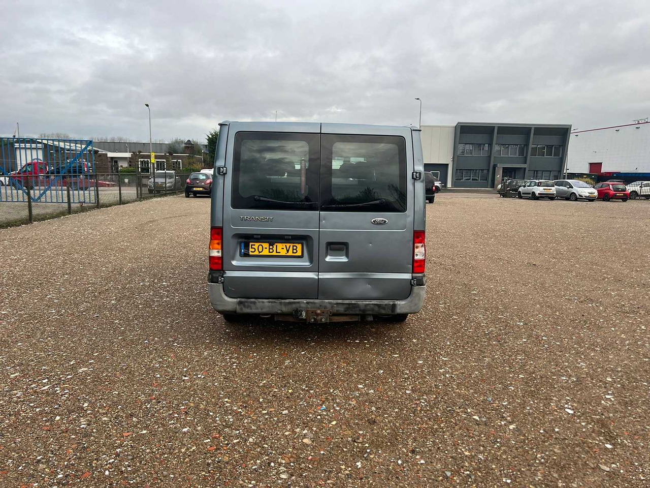 FORD - TRANSIT - 260S 2.0TDCI DOUBLE CAB, 50-BL-VB - Xe tải nhỏ: hình 5 FORD - TRANSIT - 260S 2.0TDCI DOUBLE CAB, 50-BL-VB - Xe tải nhỏ: hình 5
