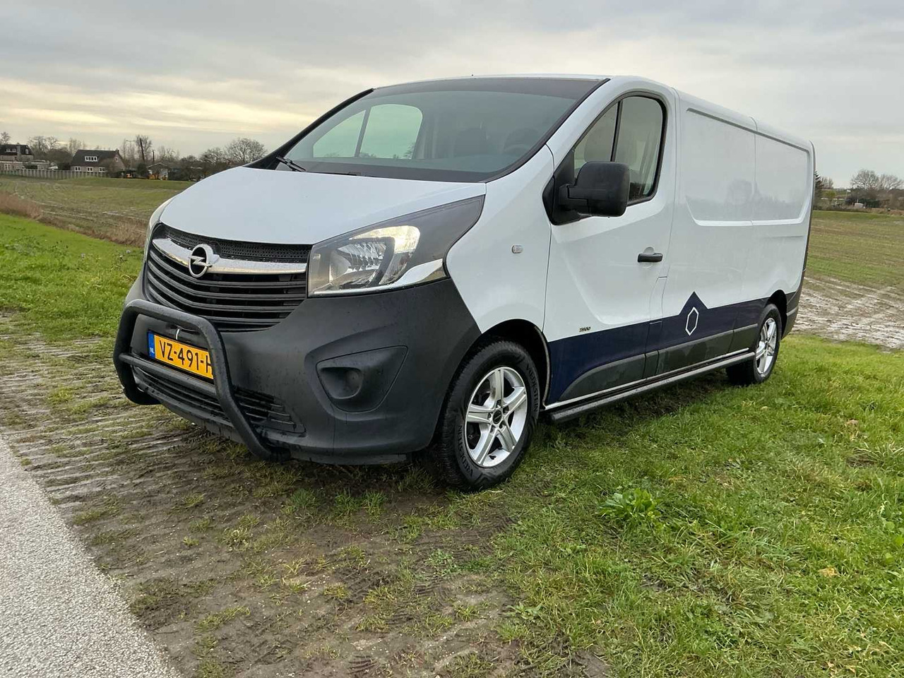 OPEL VIVARO 1.6 CDTI L2H1 DCSPEC COMMERCIAL VEHICLE - Xe tải nhỏ: hình 1 OPEL VIVARO 1.6 CDTI L2H1 DCSPEC COMMERCIAL VEHICLE - Xe tải nhỏ: hình 1