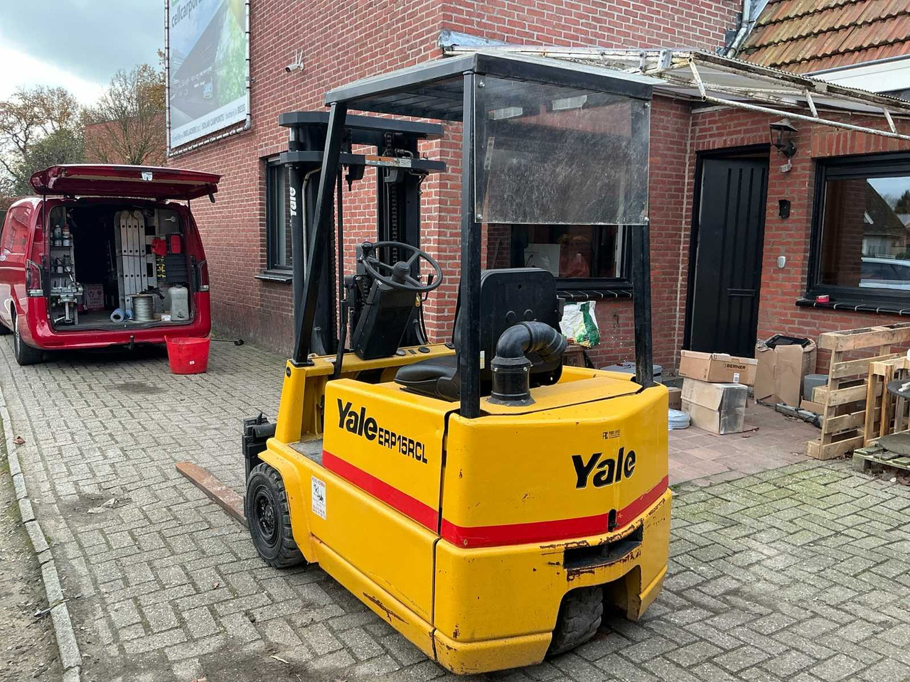 YALE ERP15RCL FORKLIFT - Xe nâng: hình 3 YALE ERP15RCL FORKLIFT - Xe nâng: hình 3
