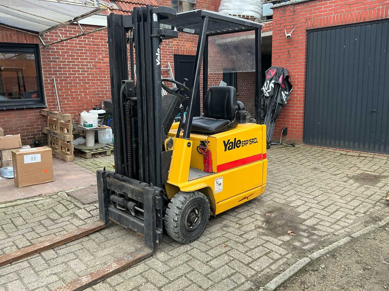 YALE ERP15RCL FORKLIFT - Xe nâng: hình 2 YALE ERP15RCL FORKLIFT - Xe nâng: hình 2