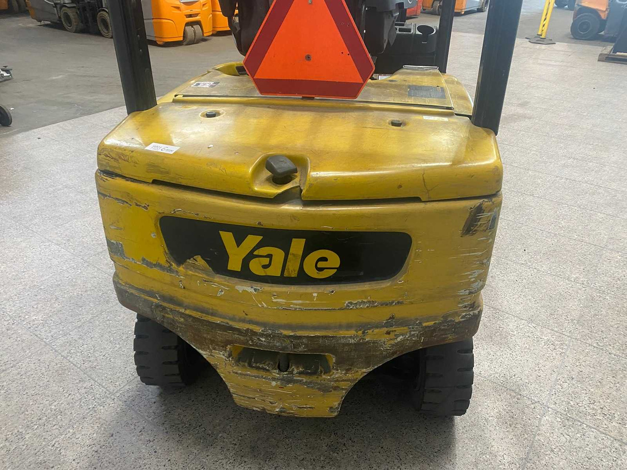 YALE - ERP35VL - FORKLIFT TRIPLEX - SIDE-SHIFT - FORK SETTER - Xe nâng: hình 5 YALE - ERP35VL - FORKLIFT TRIPLEX - SIDE-SHIFT - FORK SETTER - Xe nâng: hình 5