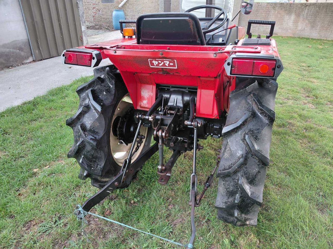 Yanmar F20 - Máy cày mini: hình 4 Yanmar F20 - Máy cày mini: hình 4