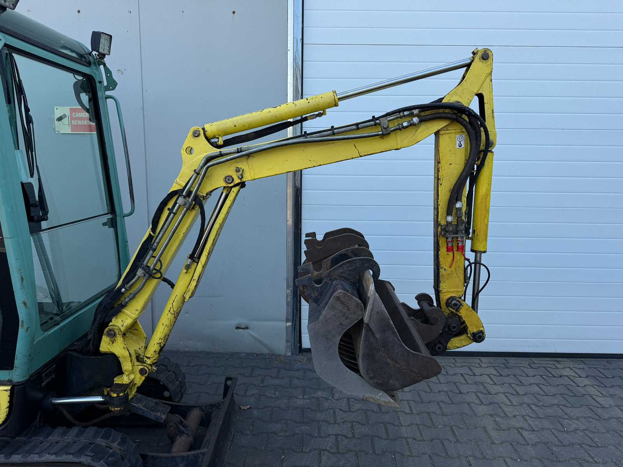 Máy xúc mini Yanmar SV17: hình 10