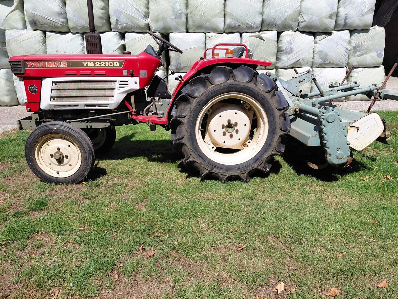 Yanmar YM2210 - Máy cày mini: hình 1 Yanmar YM2210 - Máy cày mini: hình 1