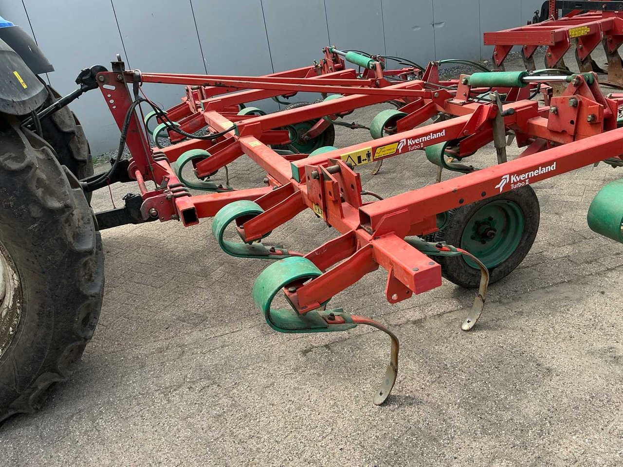 Kverneland Turbo 2 - Máy trồng trọt: hình 4 Kverneland Turbo 2 - Máy trồng trọt: hình 4