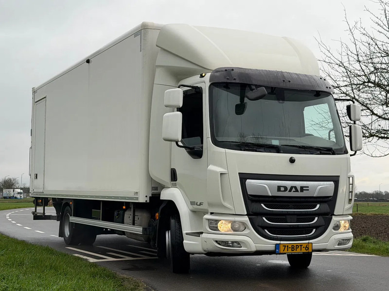 DAF LF 180 LF180.12 EURO6 - Xe tải hộp: hình 2 DAF LF 180 LF180.12 EURO6 - Xe tải hộp: hình 2