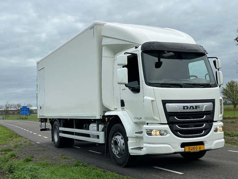 DAF LF 230 LF 230.18 EURO6. 2021.181204km. 720x249x235. 10934kg. - Xe tải hộp: hình 2 DAF LF 230 LF 230.18 EURO6. 2021.181204km. 720x249x235. 10934kg. - Xe tải hộp: hình 2