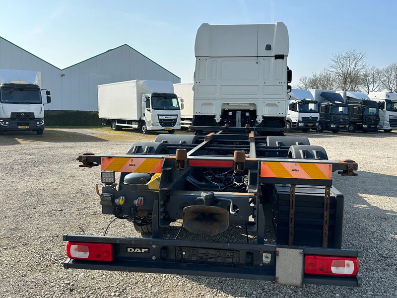DAF XF 480 XF480.26 FAN. EURO6. 2021. Meesturende achteras!! - Xe tải khung gầm: hình 4 DAF XF 480 XF480.26 FAN. EURO6. 2021. Meesturende achteras!! - Xe tải khung gầm: hình 4
