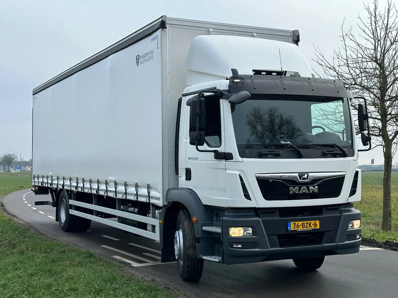 MAN TGM TGM. 15.250. EURO6. 2020. Schuifzeil Bakwagen met Laadklep 990x248x270 - Xe tải thùng mui bạt: hình 2 MAN TGM TGM. 15.250. EURO6. 2020. Schuifzeil Bakwagen met Laadklep 990x248x270 - Xe tải thùng mui bạt: hình 2