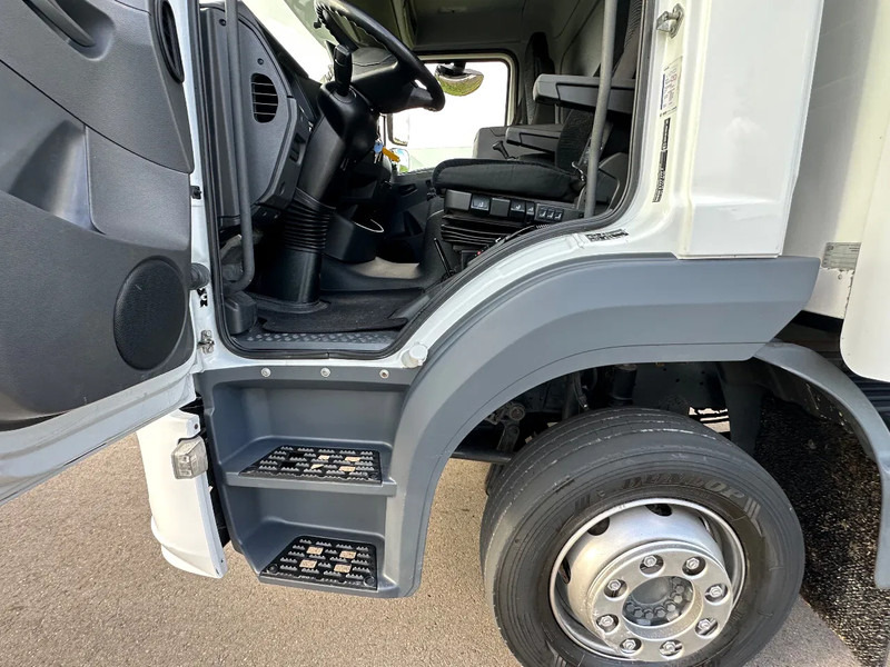 Mercedes-Benz Atego ATEGO 1318L - Xe tải hộp: hình 5 Mercedes-Benz Atego ATEGO 1318L - Xe tải hộp: hình 5