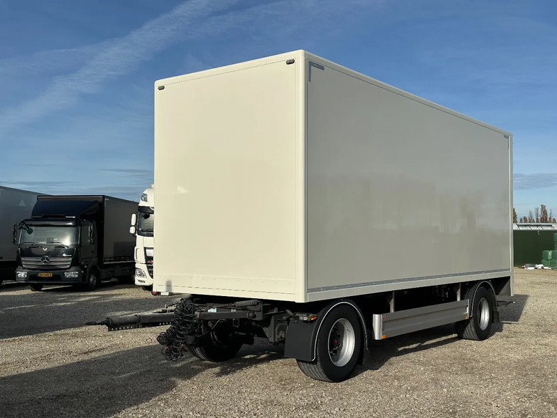 Pacton PACTON GESLOTEN AANHANGER MET LAADKLEP - Rơ moóc hộp kín: hình 1 Pacton PACTON GESLOTEN AANHANGER MET LAADKLEP - Rơ moóc hộp kín: hình 1