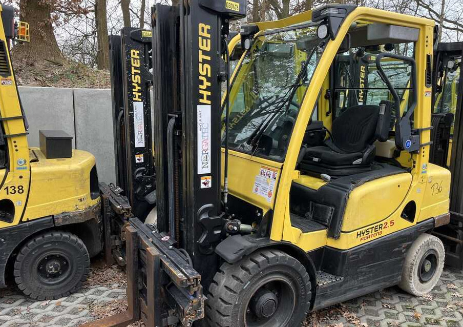 Hyster H2.5FT - Xe nâng diesel: hình 3 Hyster H2.5FT - Xe nâng diesel: hình 3