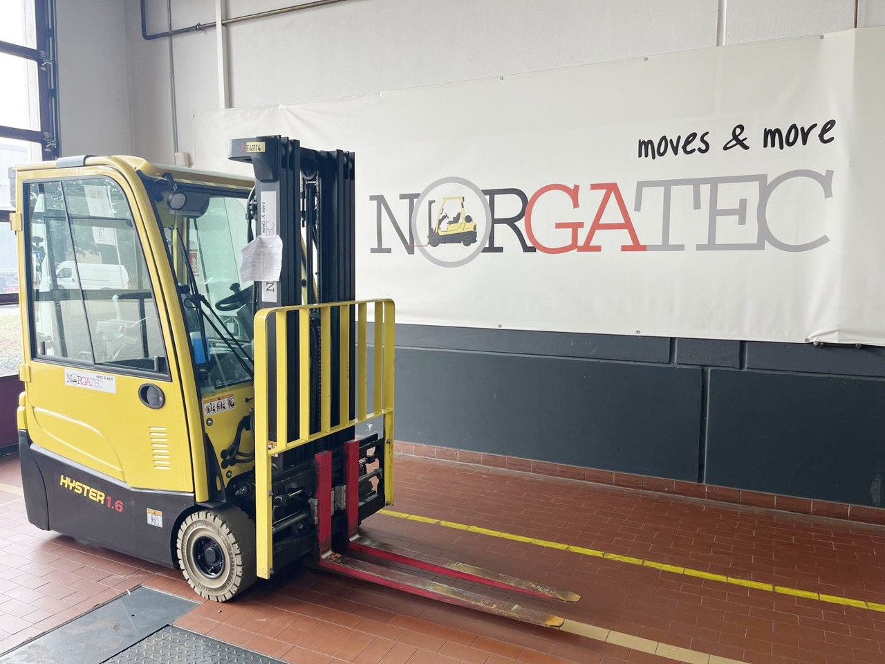 Hyster J1.6XNT MWB - Xe nâng điện: hình 2 Hyster J1.6XNT MWB - Xe nâng điện: hình 2