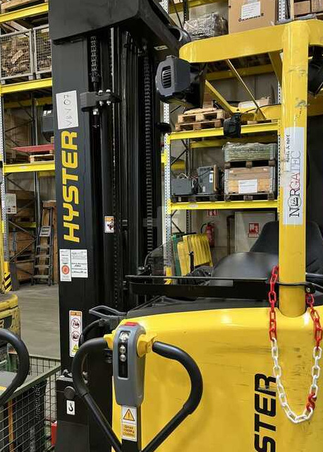 Hyster R1.4 - Xe tải tiếp cận: hình 4 Hyster R1.4 - Xe tải tiếp cận: hình 4