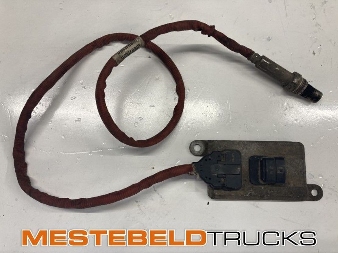 DAF Nox sensor - Hệ thống xả cho Xe tải: hình 1 DAF Nox sensor - Hệ thống xả cho Xe tải: hình 1