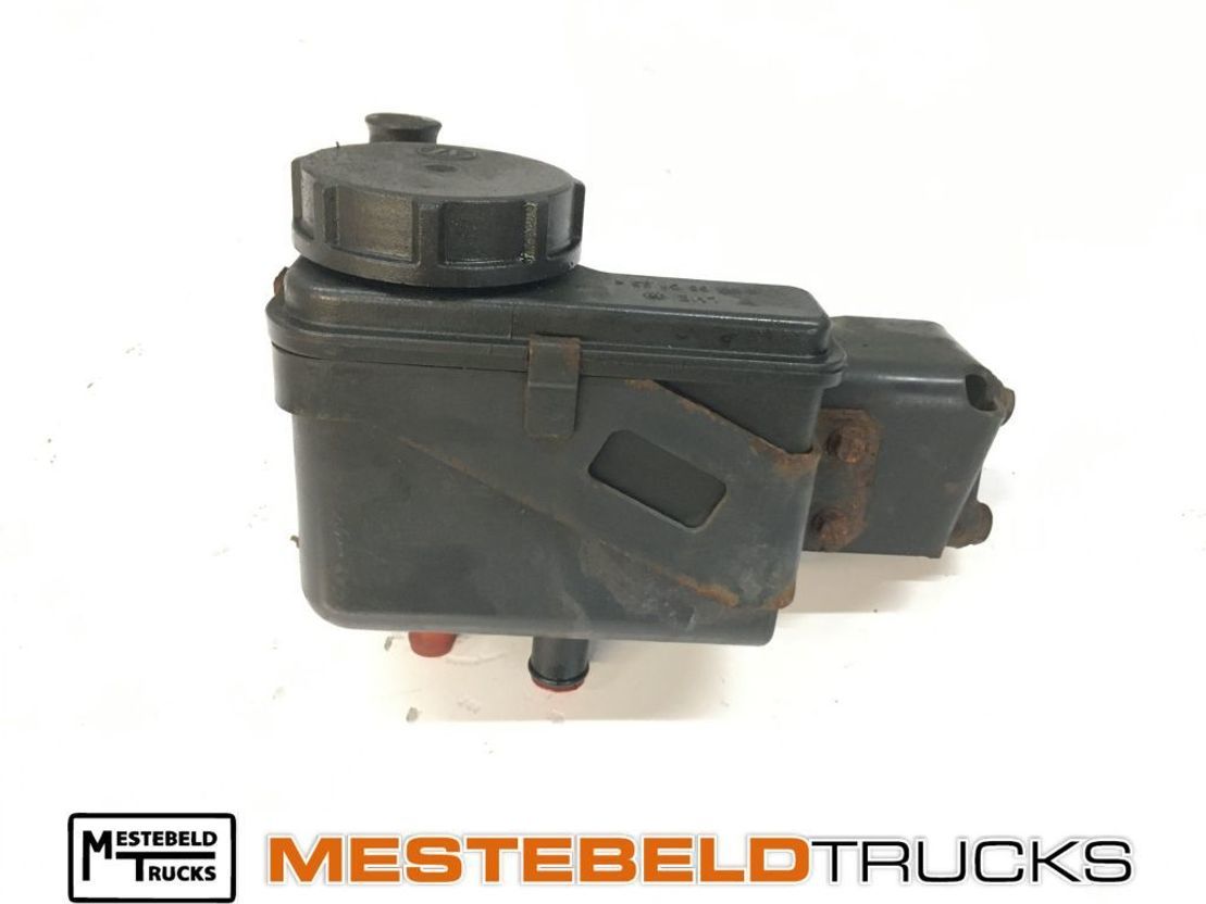 Mercedes-Benz Reservoir stuurbekrachtiging - Lái cho Xe tải: hình 1 Mercedes-Benz Reservoir stuurbekrachtiging - Lái cho Xe tải: hình 1