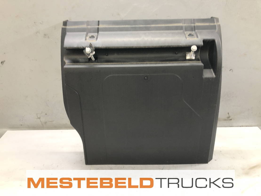 Mercedes-Benz Spatbord achteras linksvoor - Khung/ Sườn cho Xe tải: hình 1 Mercedes-Benz Spatbord achteras linksvoor - Khung/ Sườn cho Xe tải: hình 1