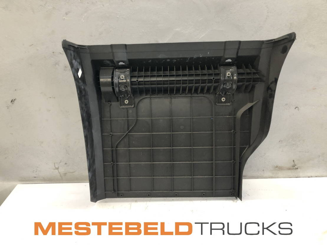 Mercedes-Benz Spatbord achteras linksvoor - Khung/ Sườn cho Xe tải: hình 2 Mercedes-Benz Spatbord achteras linksvoor - Khung/ Sườn cho Xe tải: hình 2