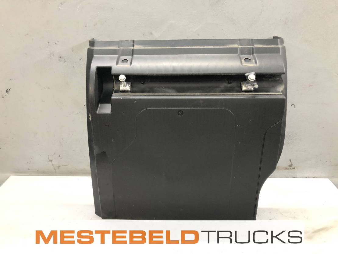 Mercedes-Benz Spatbord achteras rechtsvoor - Khung/ Sườn cho Xe tải: hình 1 Mercedes-Benz Spatbord achteras rechtsvoor - Khung/ Sườn cho Xe tải: hình 1