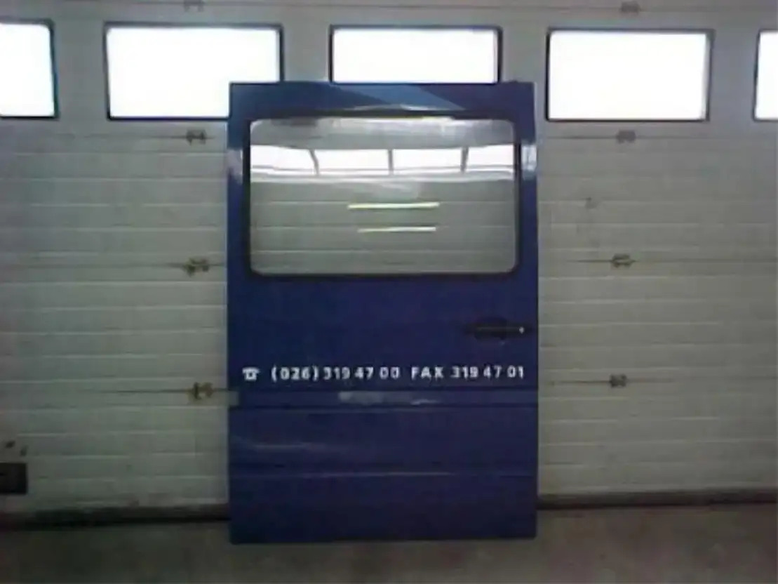 Mercedes-Benz Zijdeur sprinter - Cabin và nội thất cho Xe tải: hình 1 Mercedes-Benz Zijdeur sprinter - Cabin và nội thất cho Xe tải: hình 1