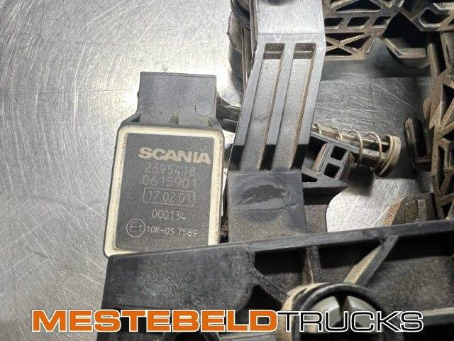 Scania Elektronisch gaspedaal - Linh kiện điện cho Xe tải: hình 2 Scania Elektronisch gaspedaal - Linh kiện điện cho Xe tải: hình 2