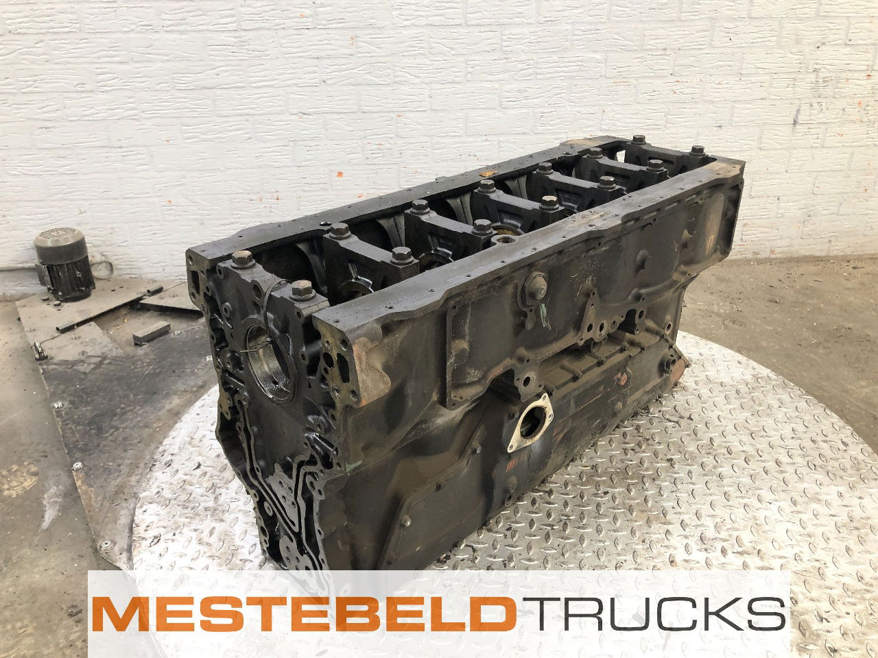 Volvo Blok D12A - Động cơ và các bộ phận cho Xe tải: hình 1 Volvo Blok D12A - Động cơ và các bộ phận cho Xe tải: hình 1