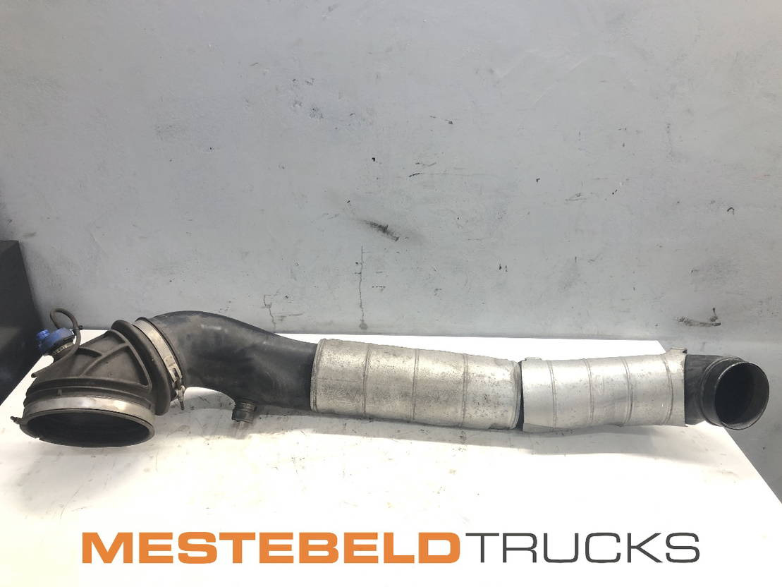 Volvo Inlaatbuis - Ống nạp khí cho Xe tải: hình 1 Volvo Inlaatbuis - Ống nạp khí cho Xe tải: hình 1