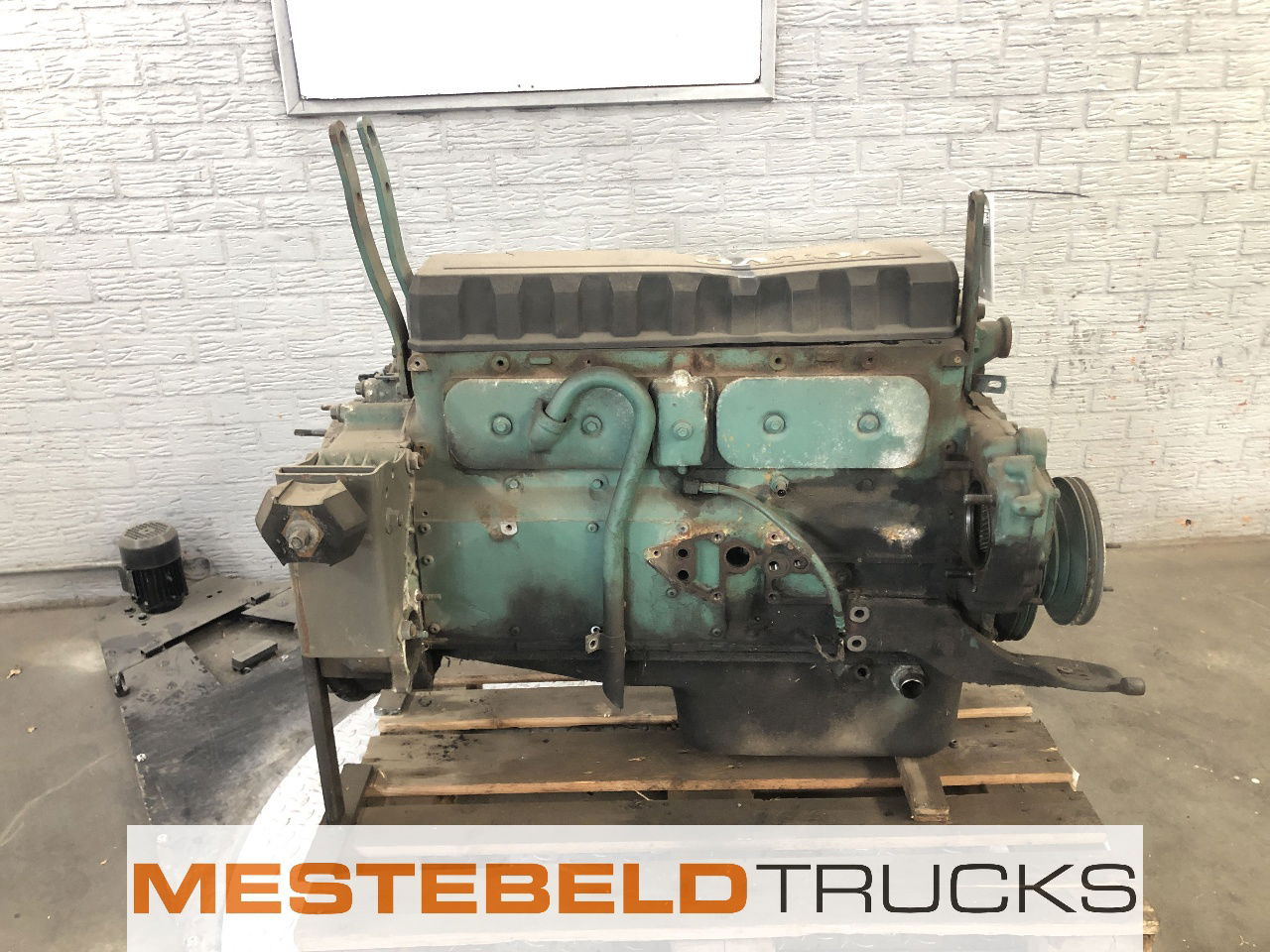 Volvo Short block D6A - Động cơ cho Xe tải: hình 1 Volvo Short block D6A - Động cơ cho Xe tải: hình 1