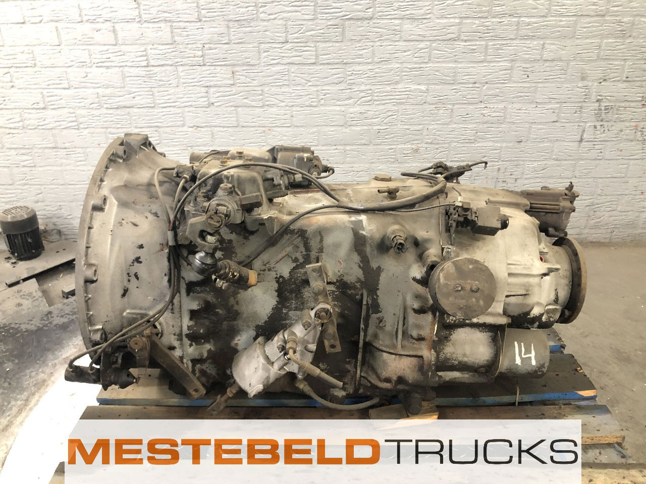 Volvo Versnellingsbak SR1700 - Hộp số và các bộ phận cho Xe tải: hình 1 Volvo Versnellingsbak SR1700 - Hộp số và các bộ phận cho Xe tải: hình 1