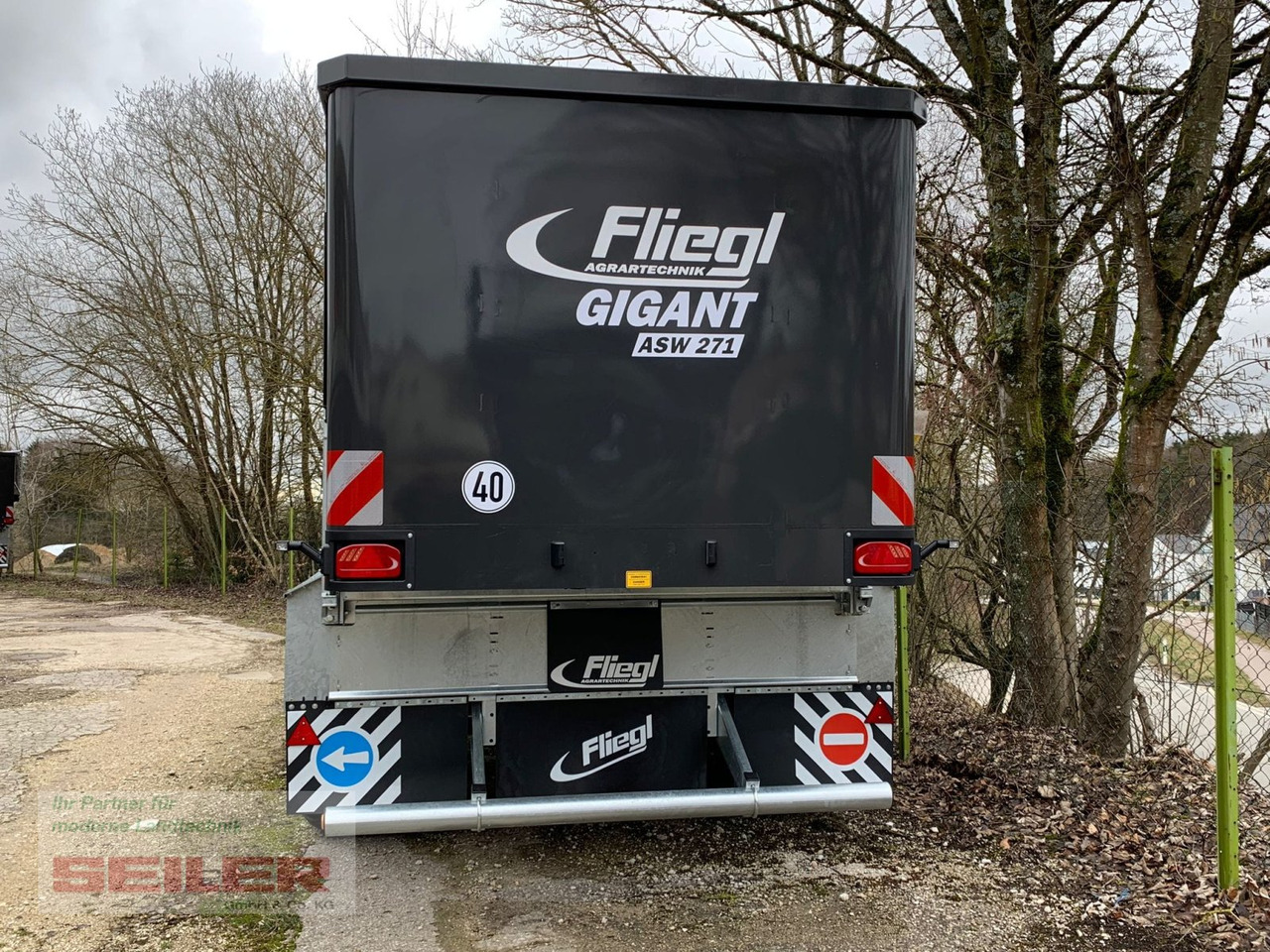 Fliegl ASW 271 C FOX Lenkachse 22,5" 35m³ - Xe kéo tự chất hàng: hình 4 Fliegl ASW 271 C FOX Lenkachse 22,5" 35m³ - Xe kéo tự chất hàng: hình 4