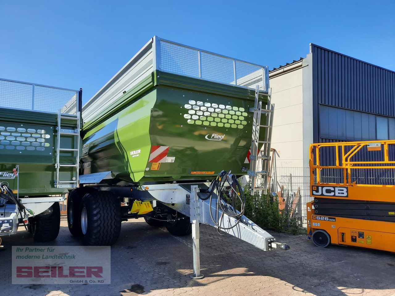 Fliegl TMK 200 FOX 27m³ - Toa kéo nhỏng/ Xe đổ: hình 2 Fliegl TMK 200 FOX 27m³ - Toa kéo nhỏng/ Xe đổ: hình 2