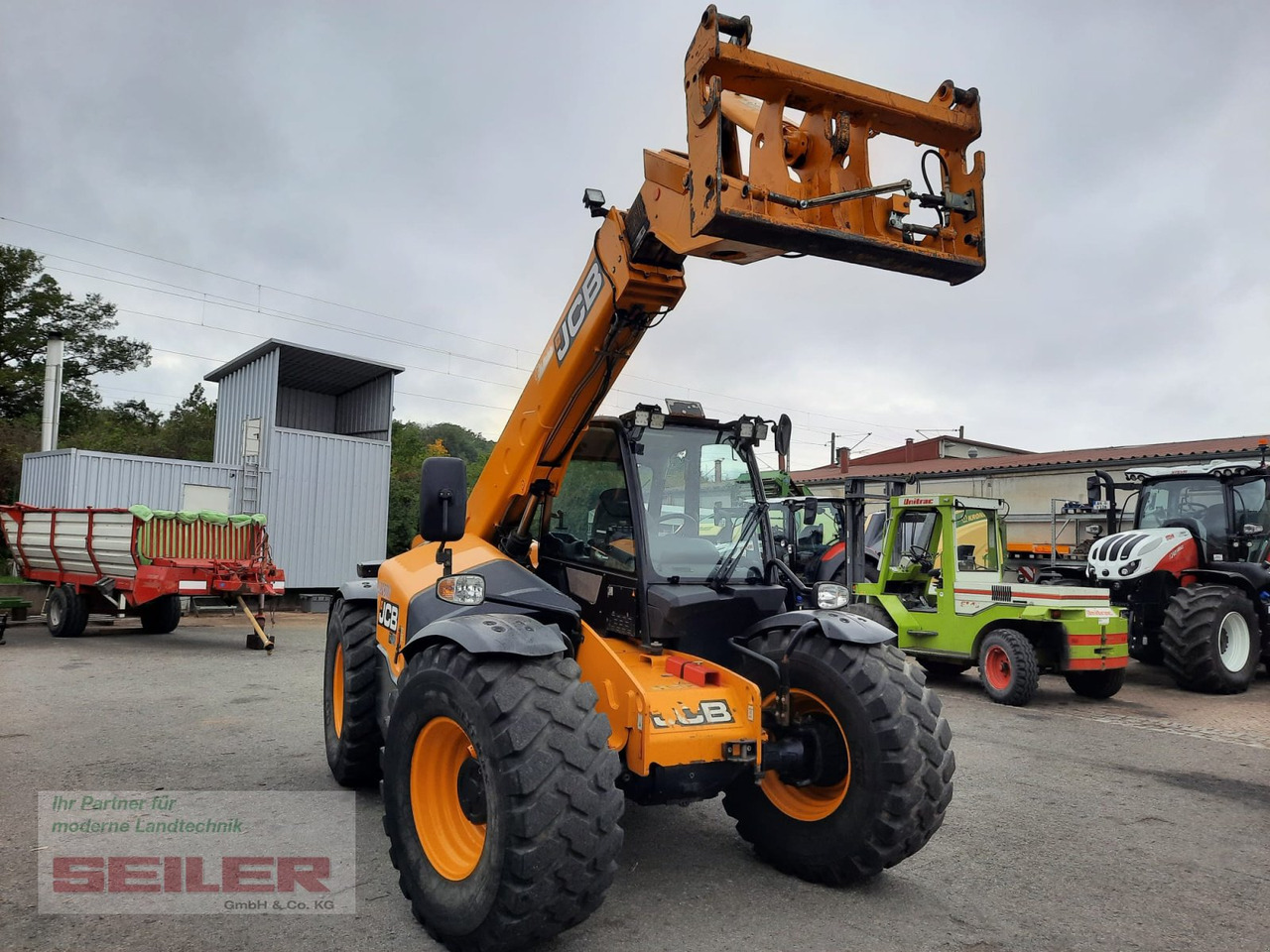 JCB 541-70 Agri Pro DualTec-VT 40km/h - Xe nhấc hình viễn vọng kính: hình 2 JCB 541-70 Agri Pro DualTec-VT 40km/h - Xe nhấc hình viễn vọng kính: hình 2